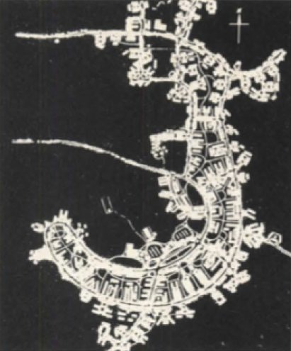 Plan of Greenbelt, Maryland: a crescent of superblocks.